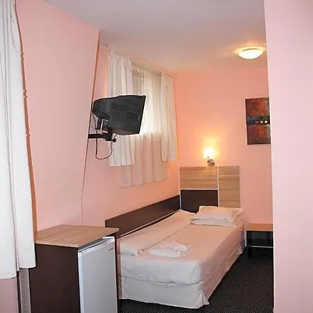 Orlando 3*
